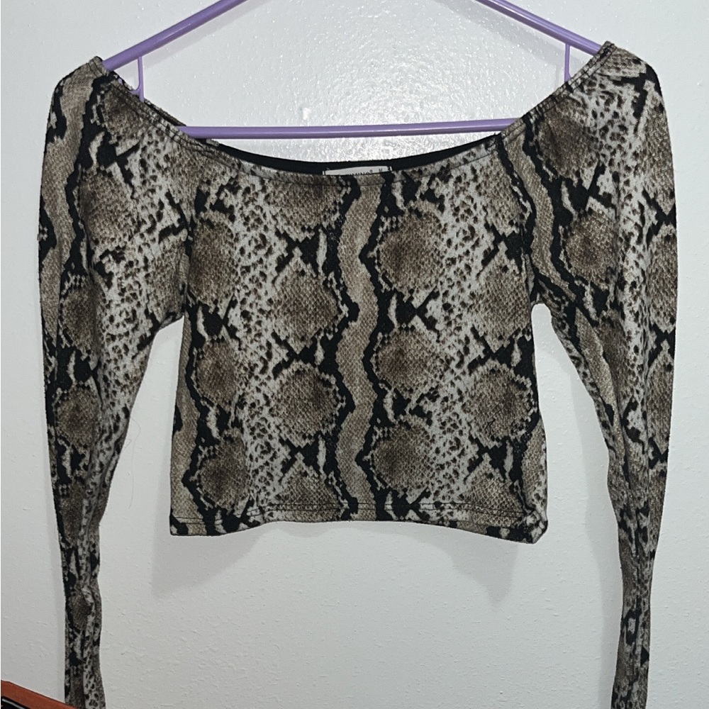 long sleeve snake print